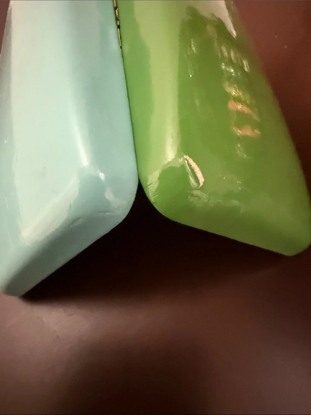 kate spade Bright Green and blue Glossy sunglasses Case